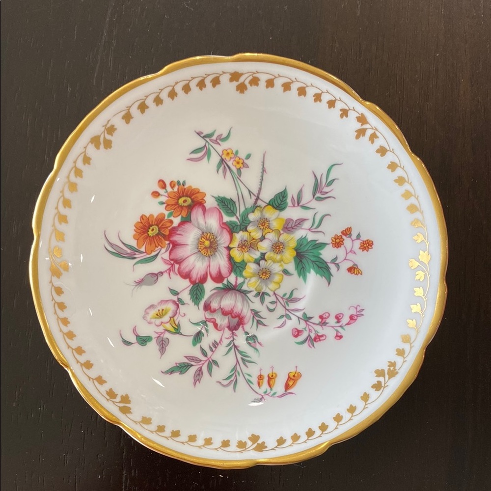 Vintage Grosvenor Floral Gold-Trimmed Porcelain Saucer!